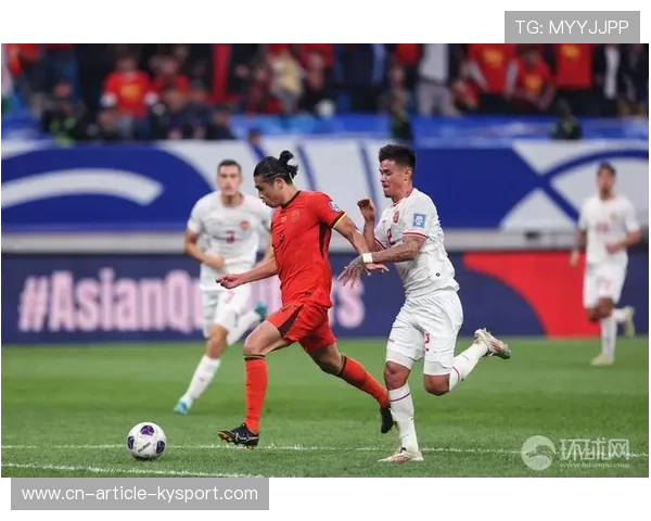 国家队在赛后举行公开训练以回馈球迷，国家队参加联赛